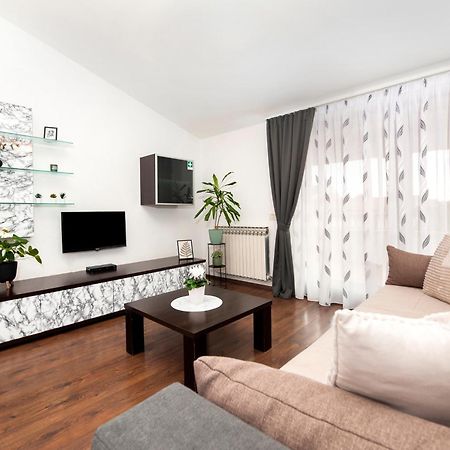 Ferienwohnung Mate & Mira Rovinj Exterior foto